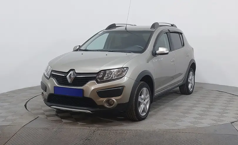 Renault Sandero 2015 года за 3 890 000 тг. в Астана