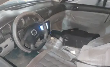 Volkswagen Passat 2001 года за 1 790 000 тг. в Алматы фото 5