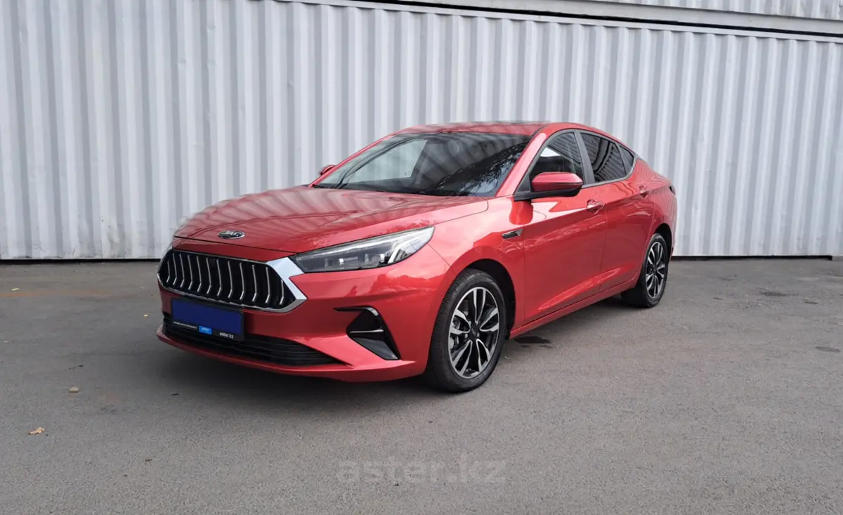2023 JAC J7