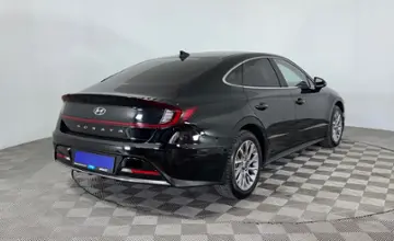 Hyundai Sonata 2020 года за 9 990 000 тг. в Караганда