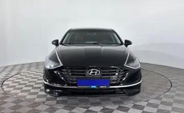 Hyundai Sonata 2020 года за 9 990 000 тг. в Караганда фото 2
