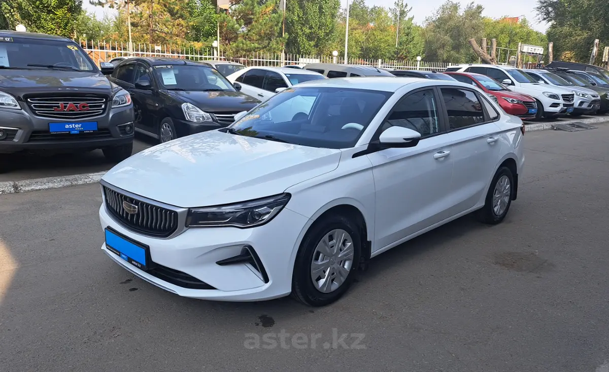 2023 Geely Emgrand