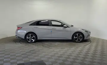 Hyundai Avante 2021 года за 9 900 000 тг. в Алматы фото 4