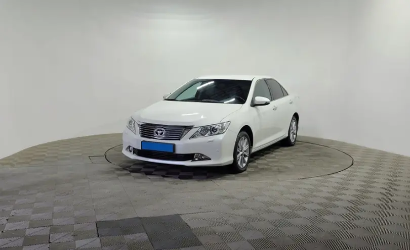 Toyota Camry 2014 года за 9 990 000 тг. в Алматы