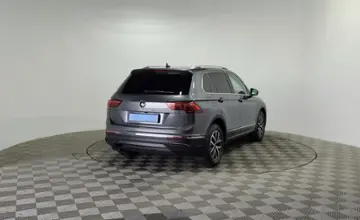 Volkswagen Tiguan 2021 года за 13 290 000 тг. в Алматы