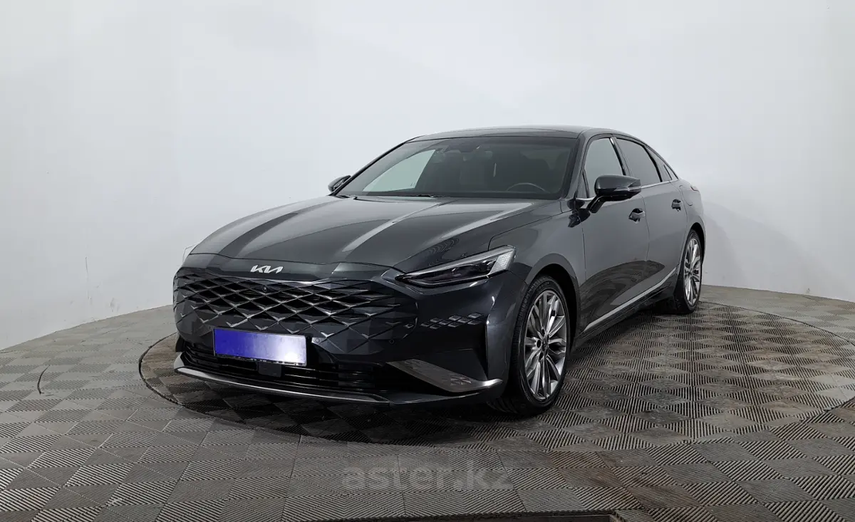 2022 Kia K8