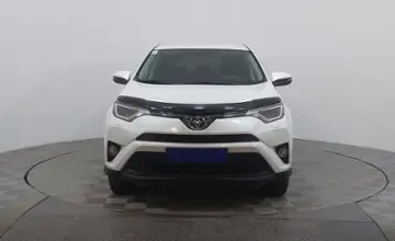 Toyota RAV4 2016 года за 10 990 000 тг. в Астана фото 2