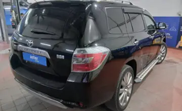 Toyota Highlander 2010 года за 9 000 000 тг. в Астана