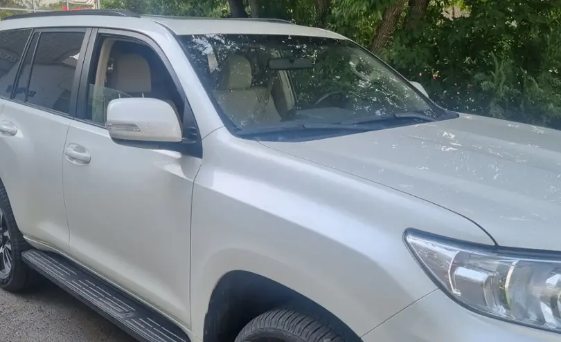 Toyota Land Cruiser Prado 2023 года за 30 000 000 тг. в Усть-Каменогорск