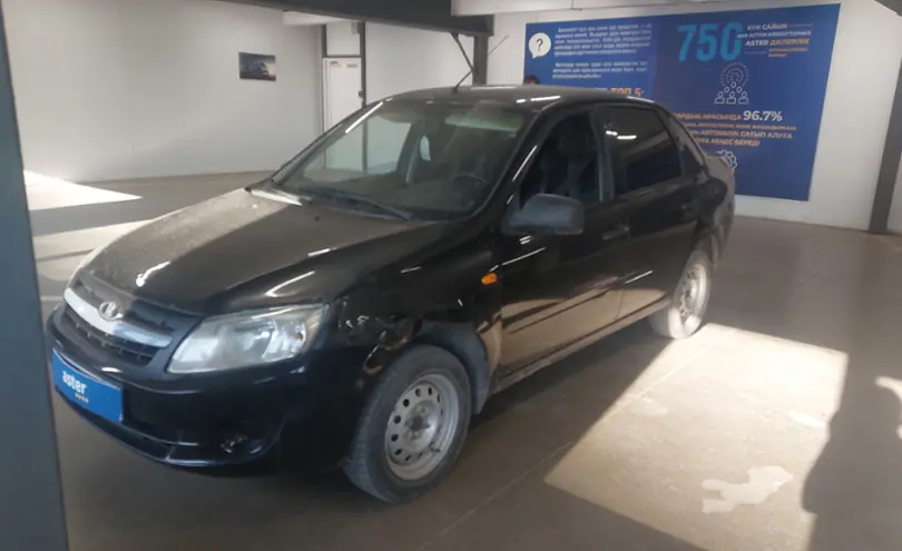 LADA (ВАЗ) Granta 2013 года за 2 000 000 тг. в Астана
