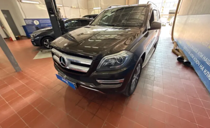 Mercedes-Benz GL-Класс 2014 года за 14 000 000 тг. в Астана