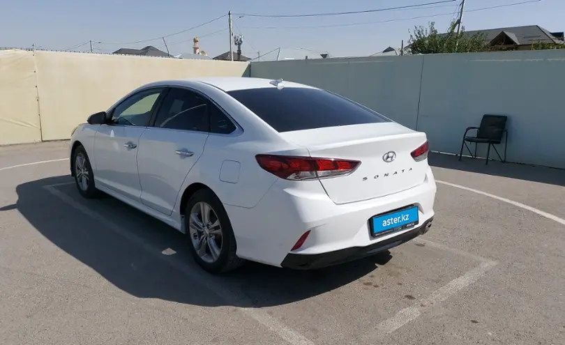 Hyundai Sonata 2019 года за 8 800 000 тг. в Шымкент фото 4