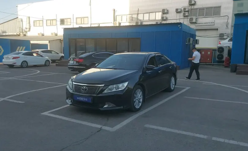 Toyota Camry 2013 года за 9 000 000 тг. в Алматы