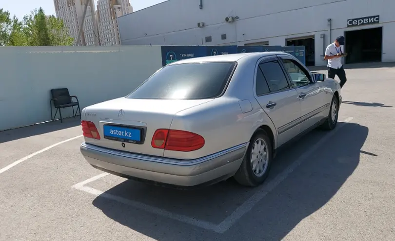 Mercedes-Benz E-Класс 1995 года за 3 000 000 тг. в Шымкент фото 3
