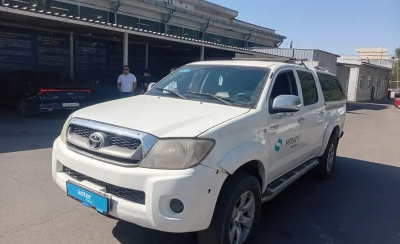 Toyota Hilux 2008 года за 5 000 000 тг. в Алматы
