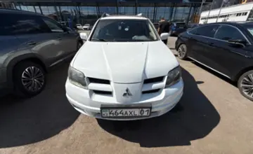 Mitsubishi Outlander 2002 года за 3 500 000 тг. в Астана фото 2