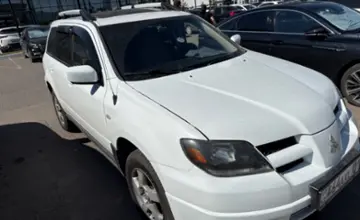 Mitsubishi Outlander 2002 года за 3 500 000 тг. в Астана фото 3