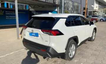 Toyota RAV4 2021 года за 15 400 000 тг. в Караганда