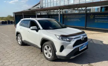 Toyota RAV4 2021 года за 15 400 000 тг. в Караганда фото 3