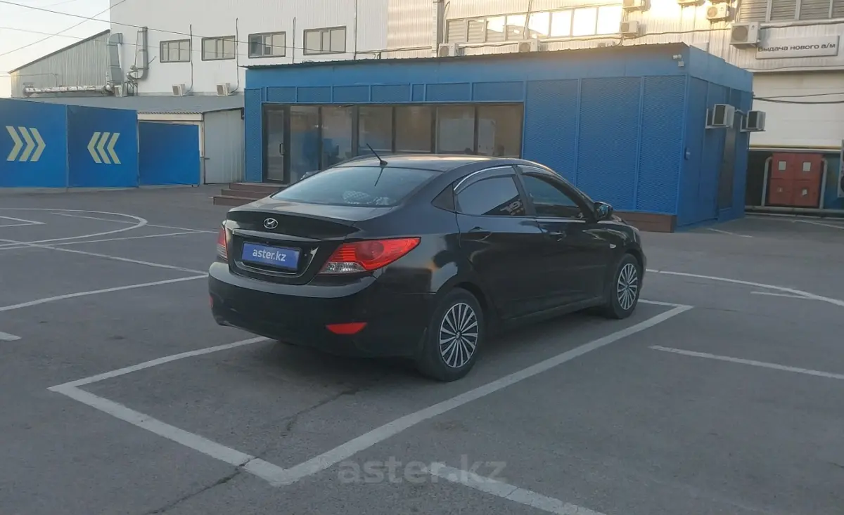 Купить Hyundai Accent 2011 года в Алматы, цена 4000000 тенге. Продажа Hyundai Accent в Алматы - Aster.kz. №c1233867 Hyundai Accent 2011 года за 4 000 000 тг. в Алматы - фото 2