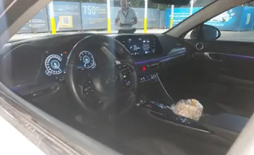 Hyundai Sonata 2022 года за 13 500 000 тг. в Алматы фото 5
