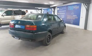 Volkswagen Vento 1993 года за 500 000 тг. в Астана фото 3