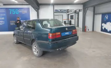 Volkswagen Vento 1993 года за 500 000 тг. в Астана фото 4