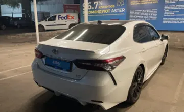 Toyota Camry 2021 года за 12 000 000 тг. в Алматы