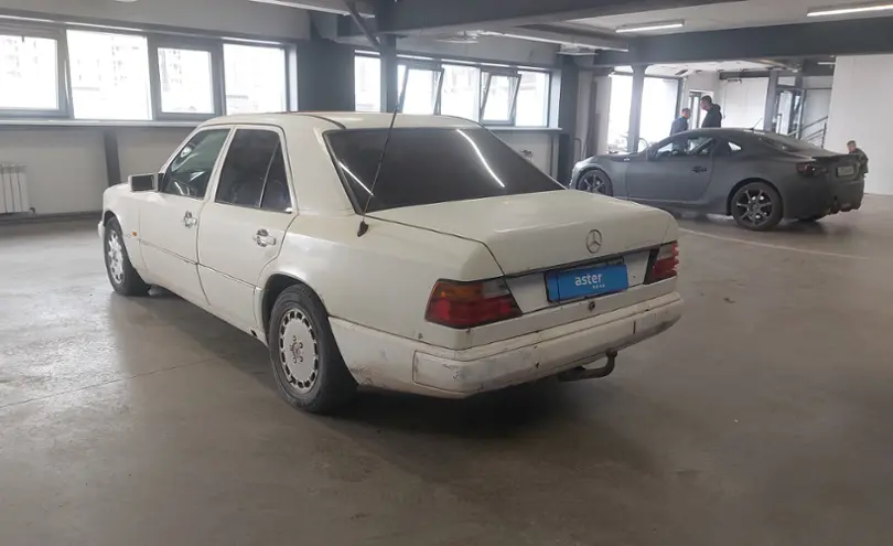 Mercedes-Benz W124 1989 года за 1 400 000 тг. в Астана фото 4
