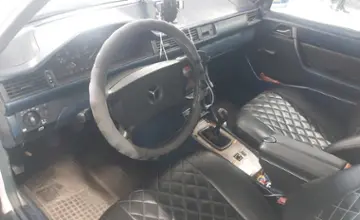 Mercedes-Benz W124 1989 года за 1 400 000 тг. в Астана фото 5