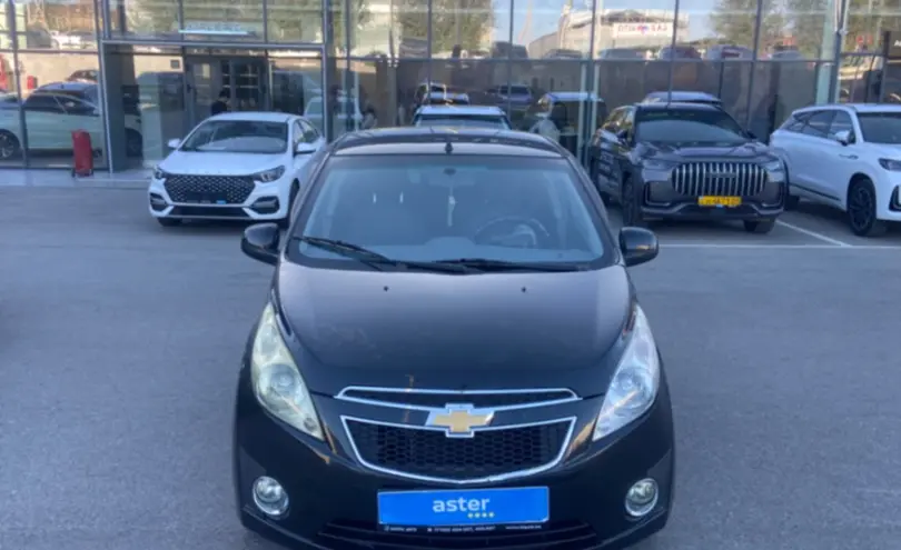 Chevrolet Spark 2013 года за 3 500 000 тг. в Шымкент фото 2
