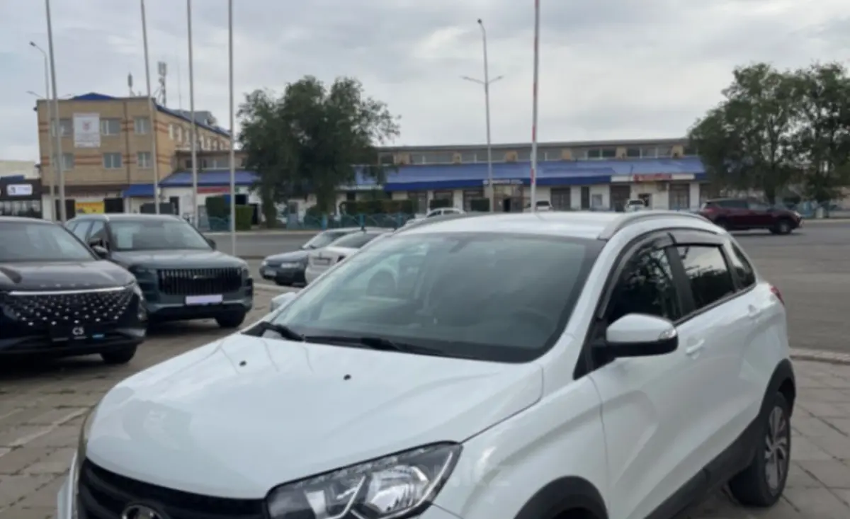 LADA (ВАЗ) XRAY Cross 2022 года за 6 000 000 тг. в Уральск