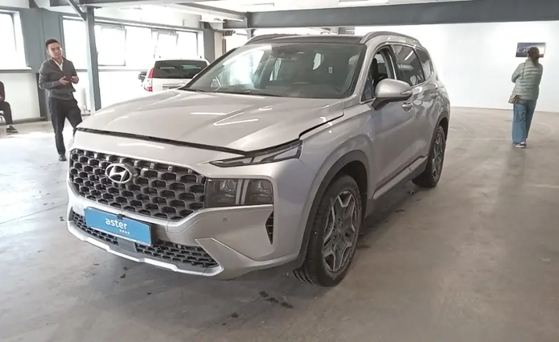 Hyundai Santa Fe 2023 года за 19 500 000 тг. в Астана
