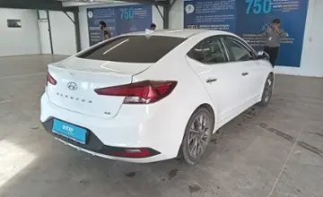 Hyundai Elantra 2019 года за 7 500 000 тг. в Астана фото 3