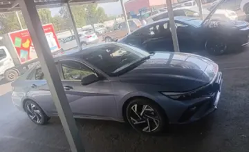Hyundai Elantra 2023 года за 8 200 000 тг. в Алматы фото 4