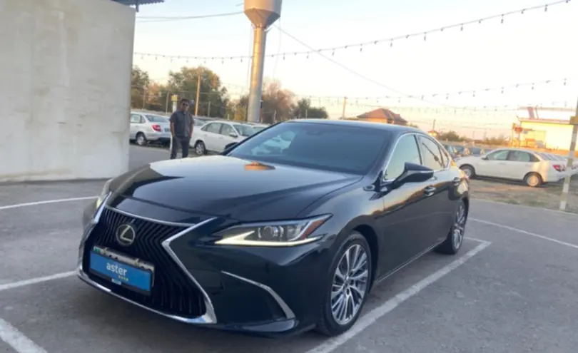 Lexus ES 2020 года за 23 000 000 тг. в Тараз