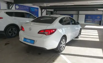 Opel Astra 2014 года за 6 000 000 тг. в Астана фото 3