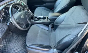 Hyundai Sonata 2010 года за 5 200 000 тг. в Уральск фото 4