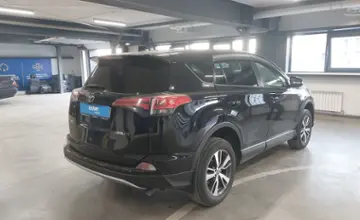 Toyota RAV4 2018 года за 12 000 000 тг. в Астана фото 3