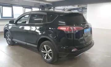 Toyota RAV4 2018 года за 12 000 000 тг. в Астана фото 4
