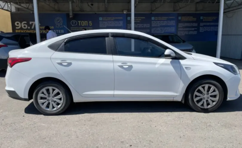 Hyundai Accent 2022 года за 8 500 000 тг. в Тараз фото 4