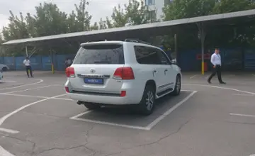 Toyota Land Cruiser 2015 года за 27 000 000 тг. в Алматы фото 3