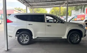Mitsubishi Montero Sport 2019 года за 14 000 000 тг. в Алматы фото 4
