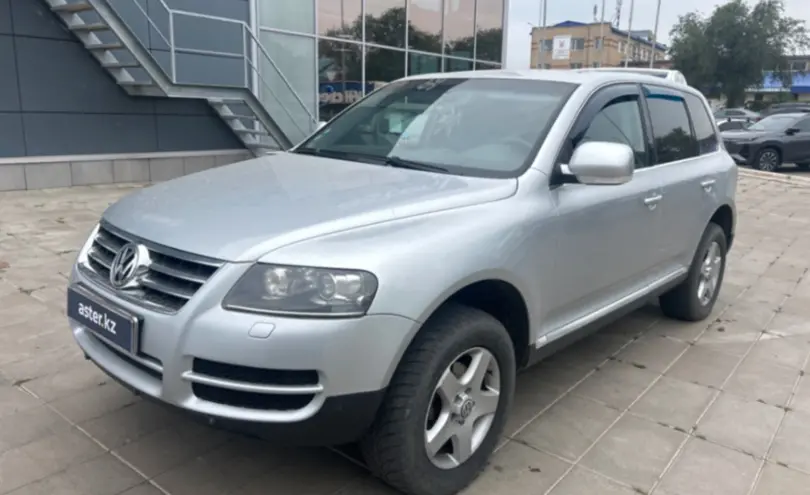 Volkswagen Touareg 2006 года за 5 000 000 тг. в Уральск