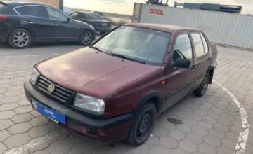 Volkswagen Vento 1994 года за 900 000 тг. в Караганда фото 1
