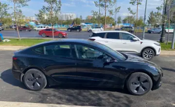 Tesla Model 3 2023 года за 16 000 000 тг. в Астана фото 4