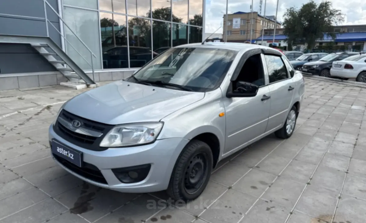 LADA (ВАЗ) Granta 2014 года за 2 800 000 тг. в Уральск