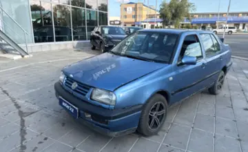 Volkswagen Vento 1992 года за 800 000 тг. в Уральск фото 1