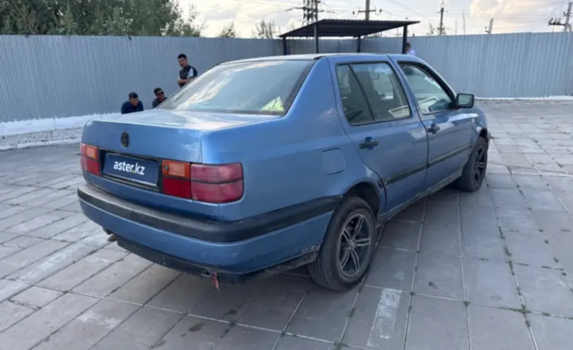 Volkswagen Vento 1992 года за 800 000 тг. в Уральск фото 5