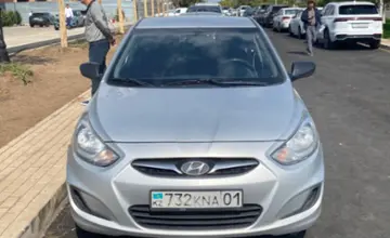Hyundai Solaris 2011 года за 4 300 000 тг. в Астана фото 2